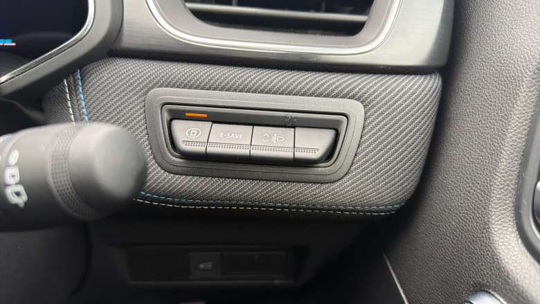 Renault Symbioz 1.6 E-Tech FHEV 145 Techno Esprit Alpine 5dr Auto Hybrid Estate